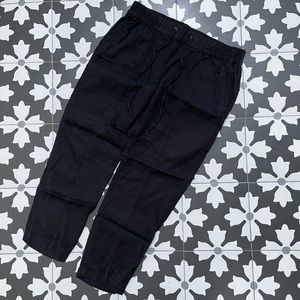 Old Navy Black cropped lightweight pants Size S